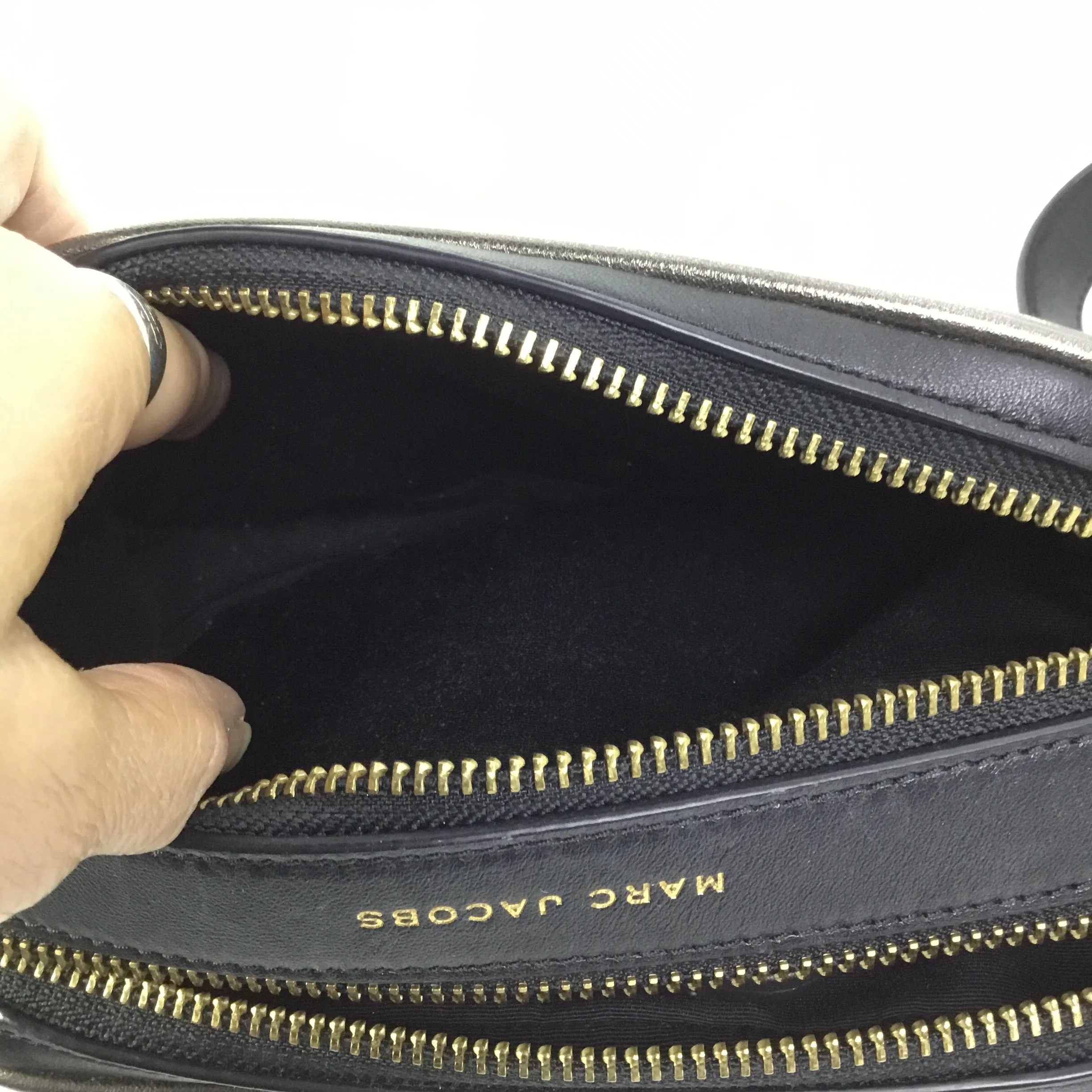 Crossbody Designer By Marc Jacobs In Black, Size:Small